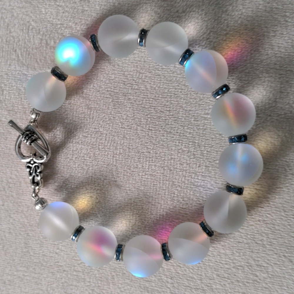 Net Mermaid Quartz Frosted Bead Bracelet, 8", Crystal Roundels, Heart Toggle
